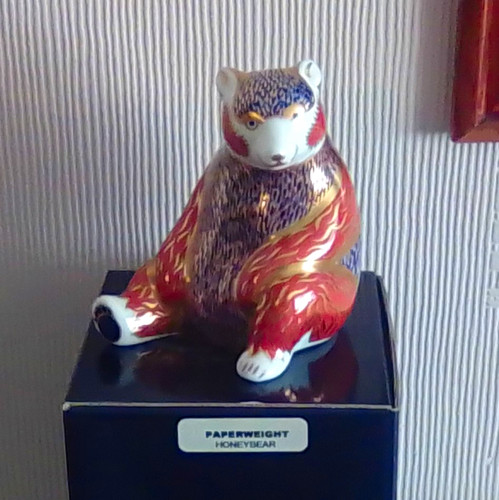 Royal crown derby honey bear - royal,