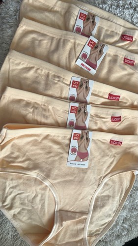 Bnwt ladies pretty peach - bnwt,