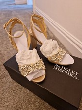 Badgley Mischka Libby Peep Toe