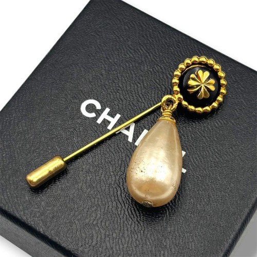 Chanel old pin - old, brooch