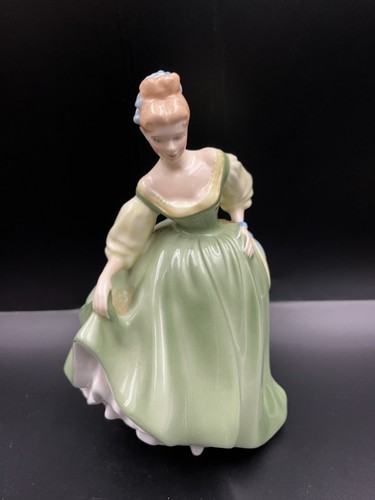Royal doulton figurine fair - royal,
