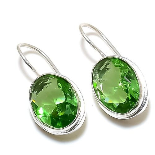 Tsavorite garnet gemstone - gemstone, 925