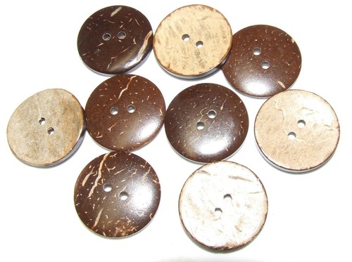 Natural coconut shell - natural, button
