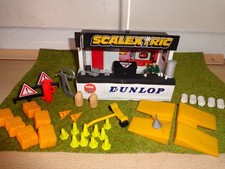 Pit stop hut & bits &pieces Selling at Jacks Garage...bargain FREE POSTAGE