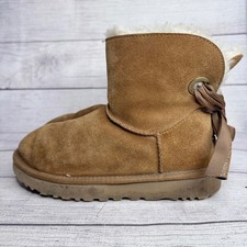 UGG Gita Bow Chestnut Suede