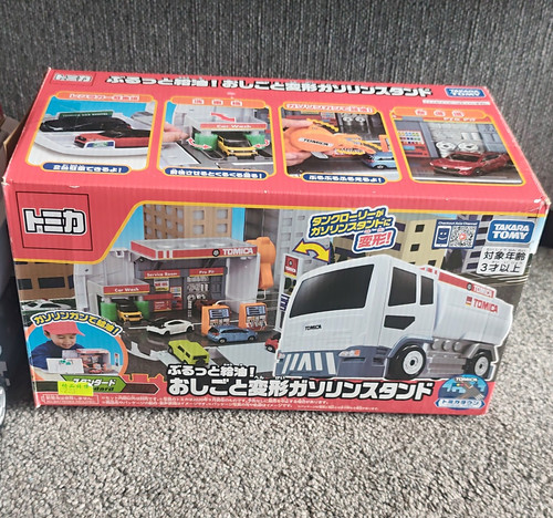 Takara tomy tomica fold - takara,