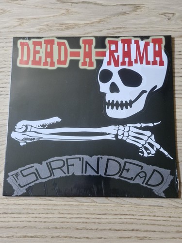 Surfin dead - surfin', dead-a-rama