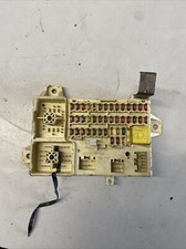 2005 JAGUAR S-TYPE FUSE BOX