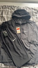 Nike Men’s Black Miller
