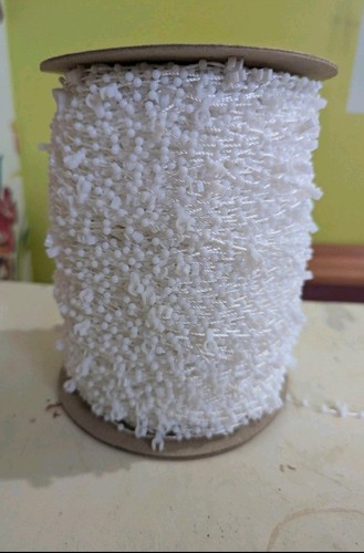 White plastic vertical - white,