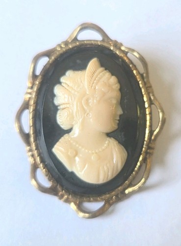 Vintage pressed glass - vintage,