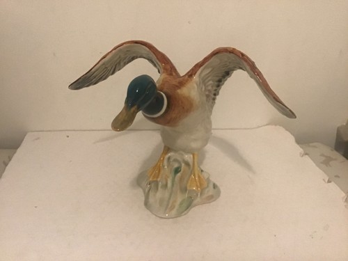 Vintage beswick 750 settling - beswick,