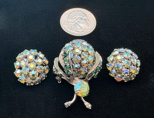 Vtg signed warner aurora - vtg,