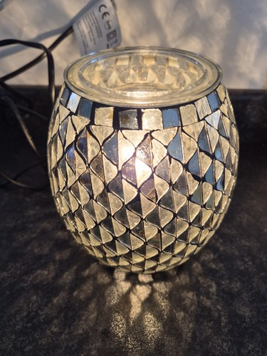 Scentsy warmer time to - ,,