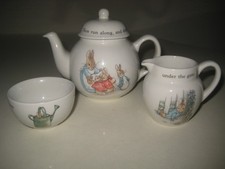 Wedgwood Peter Rabbit Children'S Teapot Sugar Bowl Milk Jug 3 Piece Set