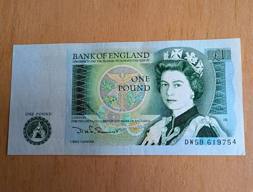 Bank england one pound - of,