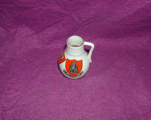 Goss crested china - devon, oak