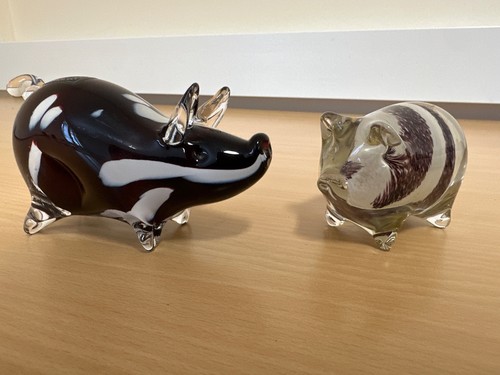 Two glass pigs paperweights - glass,