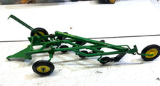 ERTL.1:16th. FARM. JOHN DEERE