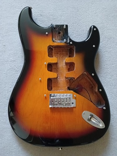 Squier stratocaster full size - squier,