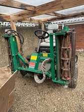 Ransomes triple gang ride on