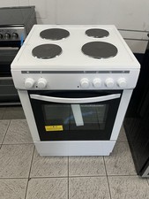 ESSENTIALS CFSE60W18 60 cm Electric Solid Plate Cooker - White A Rated