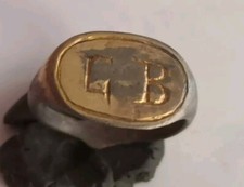 POST-MEDIEVAL SILVER GILDED WEDDING RING WITH INITIALS L B 1600-1700 AD