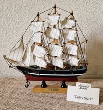 KENLEYS CLASSIC SHIPS CUTTY SARK MODEL SHIP 9.5"