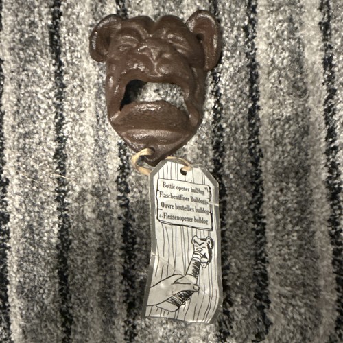 Bulldog cast iron wall mounted - iron, wall-mounted
