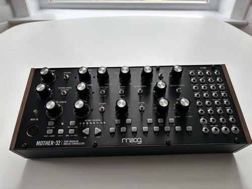 Moog mother semi modular - mother, 32
