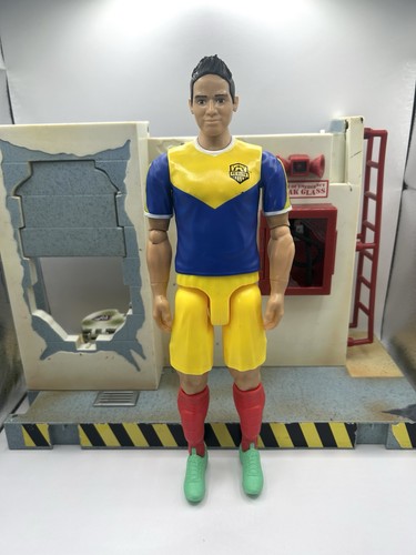 James rodriguez figure mattel - james,