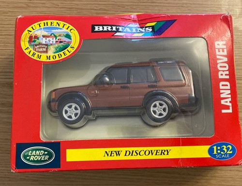 Britains scale model land - 1:32,