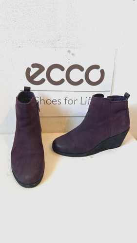 Ecco leather boots size 3 - ecco,