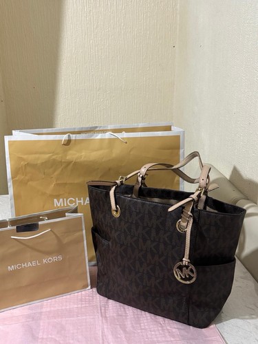 Michael kors brown signature - kors,
