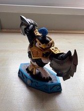 Activision Skylander Figure – Armored Character with Blue Base (Collectible Toy)