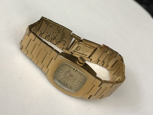Vintage ladies swiss - vintage, gold