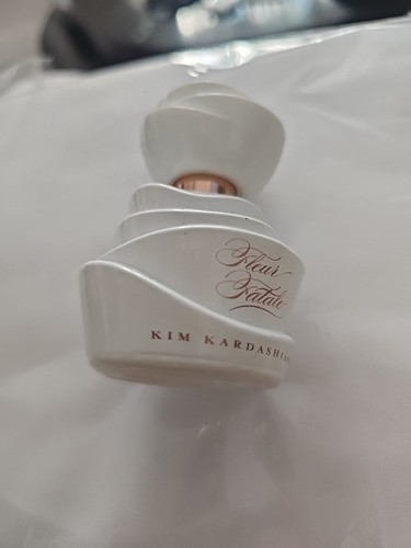 Kim kardashian fleur fatale - kardashian,