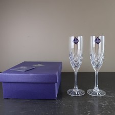 Boxed set of 2 Edinburgh Clear Cut Crystal Champagne Flutes