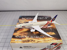 SAUDI ARABIAN AIRLINES Boeing 787-9 Dreamliner HZ-ARF Model 1:400 Scale Phoenix