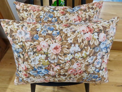 Sanderson vintage pretty pair - sanderson,