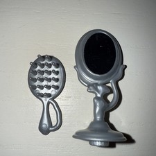 Mattel Barbie Dream House Vanity Mirror & hairbrush