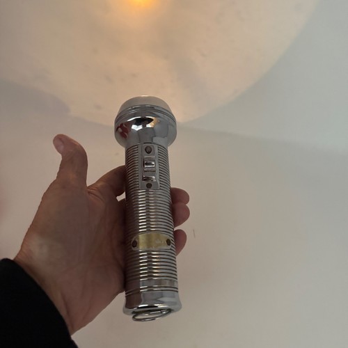 Vtg metal flashlight chrome - flashlight,