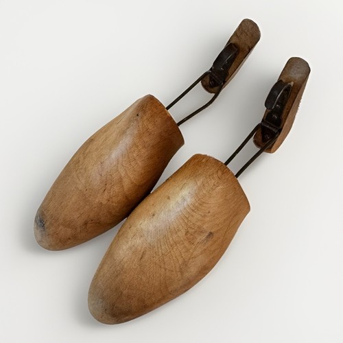 Vintage wooden adjustable shoe - wooden,