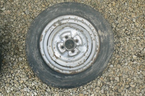Triumph herald steel wheel - steel,