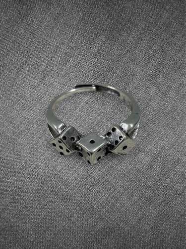 Silver vintage open dice - silver,