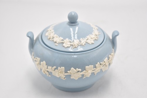 Wedgwood embossed queen ware - wedgwood, queen's