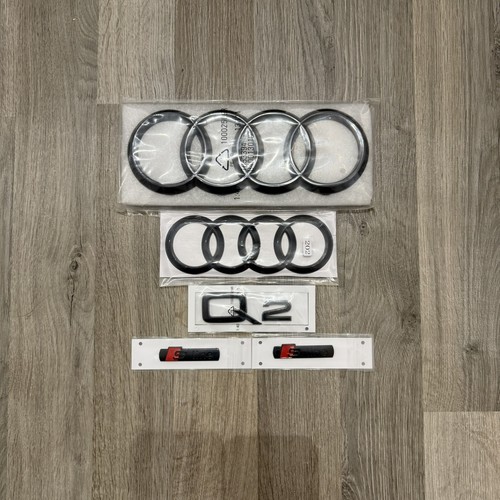Audi gloss black badge - black,