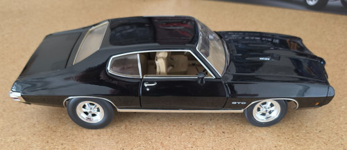 Acme 1970 pontiac - 1/18,
