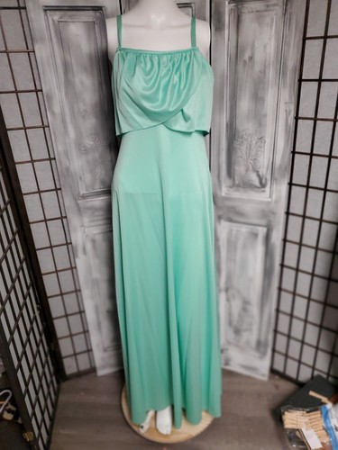 Vtg 70s sleeveless - vtg, ruffle