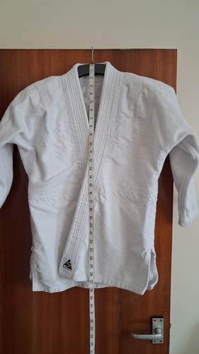 Childs judo suit size - childs,